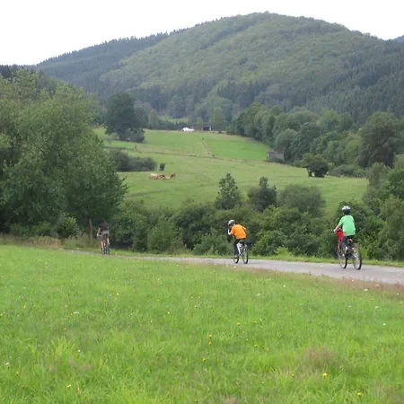 Gruppenfreundliche Villa In Liesen Holiday home *