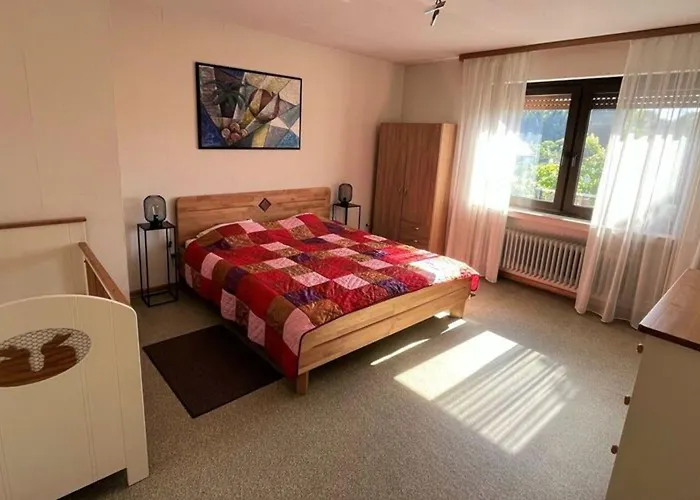 Сasa de vacaciones Gruppenfreundliche In Liesen